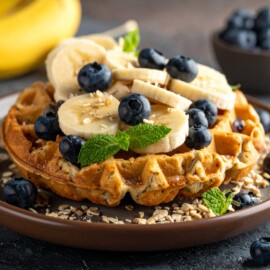 BANANA BLUEBERRY WAFFLE_Banana Blueberry Waffle is made from oats, egg whites