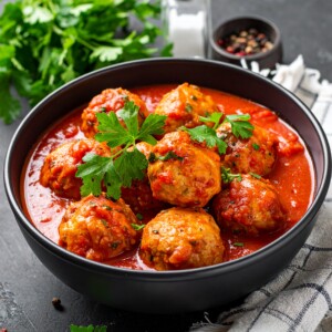 Chicken Meatballs in Tomato Sauce
