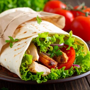 Chicken Shawarma Pargit on Crispy Tortilla